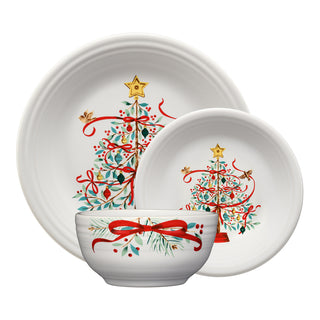 The Fiesta Holly Berry Christmas Tree Classic Bistro 3-Piece Place Setting features a decorated Christmas tree, red ribbons, holly, and gold stars on white ceramic—perfect for your holiday dinnerware collection.
